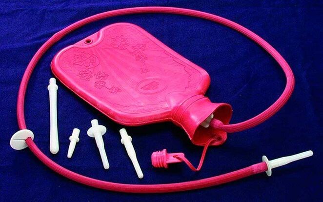 Enema para tratar parasitos no corpo